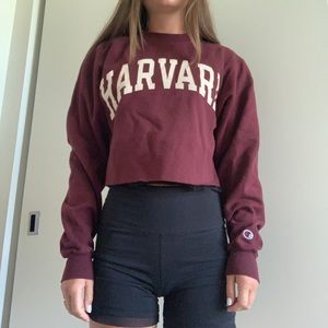 Cropped Harvard sweatshirt